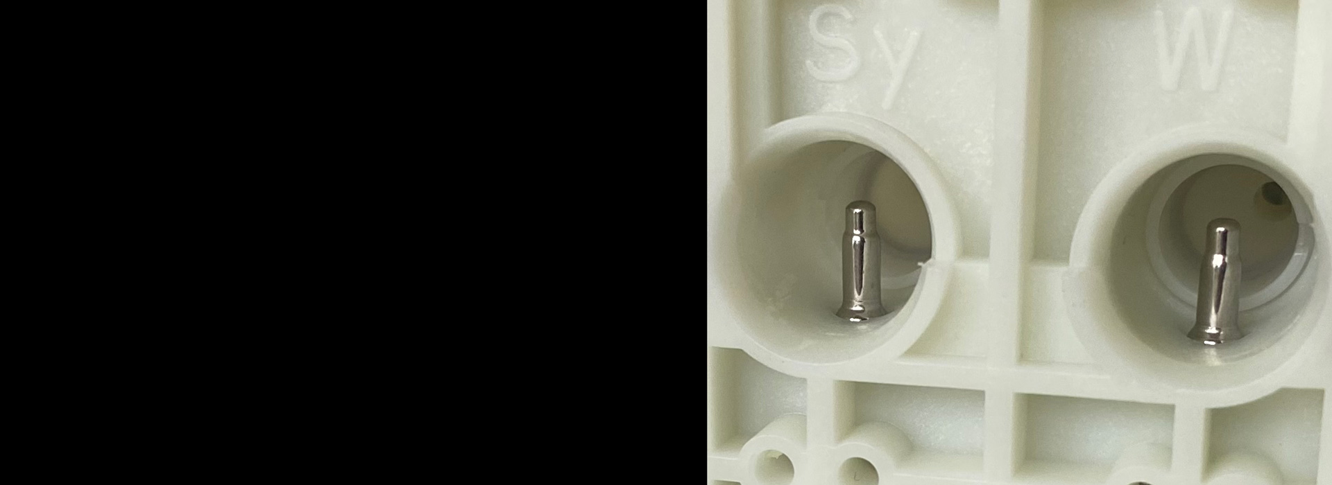 4.IMG E3609 1920X700